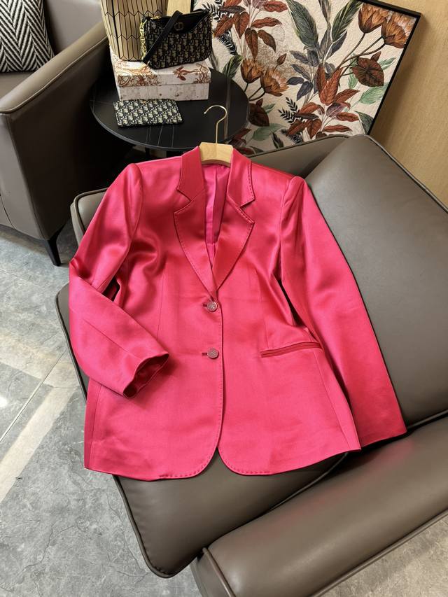 新款西装 Prada 西装领 长袖醋酸西装外套 白色 黑色 玫红色 Smlxl